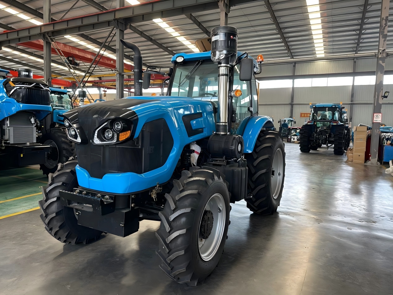 تراکتورهای پرقدرت چینی به نیروی اصلی کشاورزی در مقیاس بزرگ در آفریقا تبدیل شدند